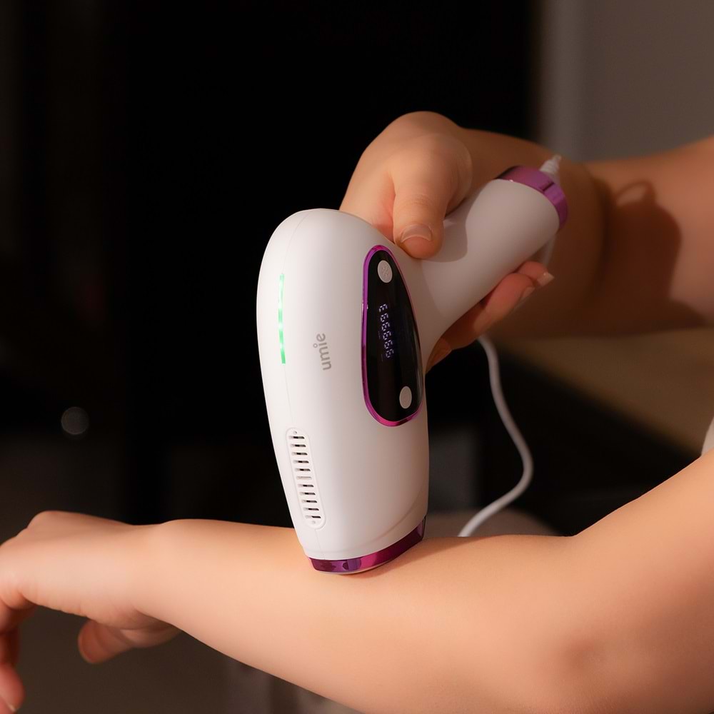 Umie IPL98 Beyaz 3 Başlık 9 Hız Kademeli IPL Lazer Epilasyon Cihazı 1 Milyon Atım Buzlu Quartz Tüp