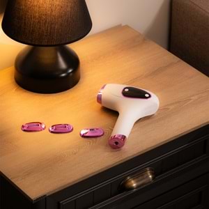 Umie IPL98 Beyaz 3 Başlık 9 Hız Kademeli IPL Lazer Epilasyon Cihazı 1 Milyon Atım Buzlu Quartz Tüp